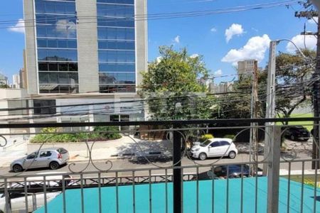 Casa à venda com 288m², 3 quartos e 4 vagas