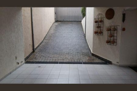 Casa à venda com 330m², 3 quartos e 2 vagas