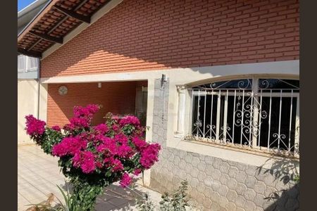 Casa à venda com 220m², 4 quartos e 2 vagas