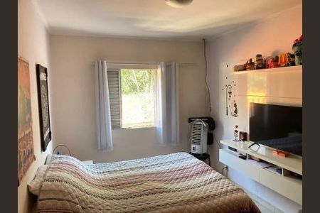Casa à venda com 220m², 4 quartos e 2 vagas