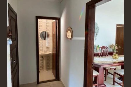 Casa à venda com 4 quartos, 220m² em Parque Taquaral, Campinas