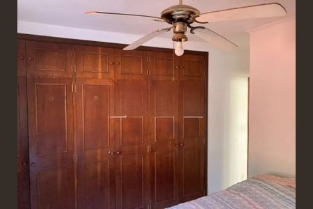 Casa à venda com 220m², 4 quartos e 2 vagas