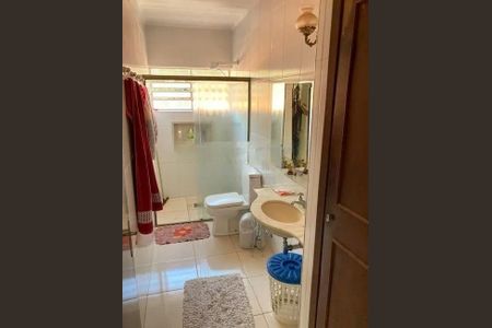 Casa à venda com 220m², 4 quartos e 2 vagas