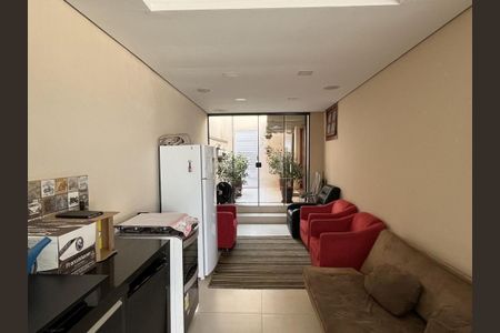 Casa à venda com 220m², 3 quartos e sem vaga