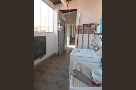Casa à venda com 3 quartos, 240m² em Vila Nogueira, Campinas