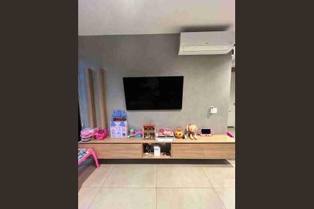 Casa à venda com 3 quartos, 210m² em Parque Taquaral, Campinas