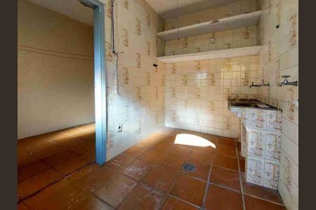 Casa à venda com 208m², 3 quartos e 2 vagas