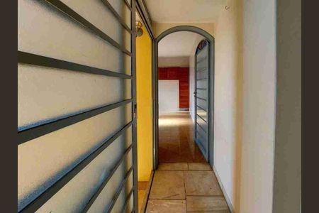 Casa à venda com 208m², 3 quartos e 2 vagas