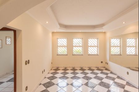 Sala de casa à venda com 4 quartos, 312m² em Jardim Nova Europa, Campinas
