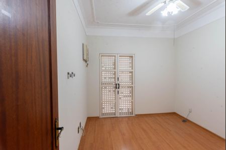 Casa à venda com 312m², 4 quartos e 4 vagasQuarto 2