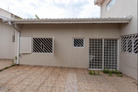 Casa à venda com 312m², 4 quartos e 4 vagasQuintal