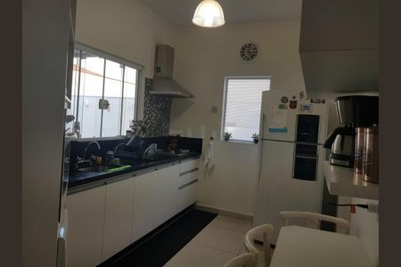 Casa à venda com 3 quartos, 196m² em Jardim Myrian Moreira da Costa, Campinas