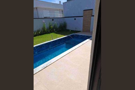 Casa à venda com 185m², 3 quartos e 4 vagas