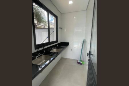 Casa à venda com 3 quartos, 200m² em Swiss Park, Campinas