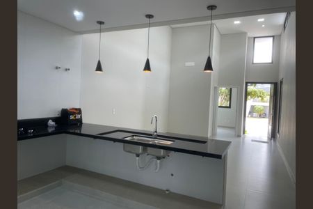 Casa à venda com 3 quartos, 200m² em Swiss Park, Campinas