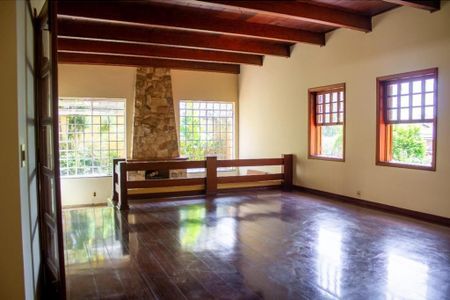 Casa à venda com 4 quartos, 488m² em Cidade Universitária, Campinas