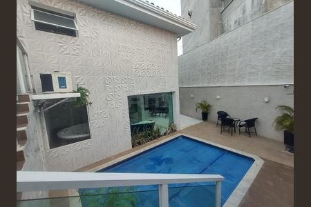 Casa à venda com 177m², 3 quartos e 2 vagas
