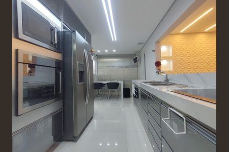 Casa à venda com 177m², 3 quartos e 2 vagas