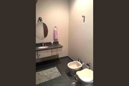 Casa à venda com 366m², 4 quartos e 4 vagas