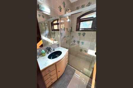 Casa à venda com 366m², 4 quartos e 4 vagas