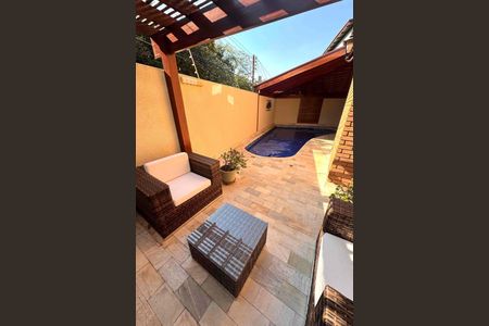 Casa à venda com 366m², 4 quartos e 4 vagas