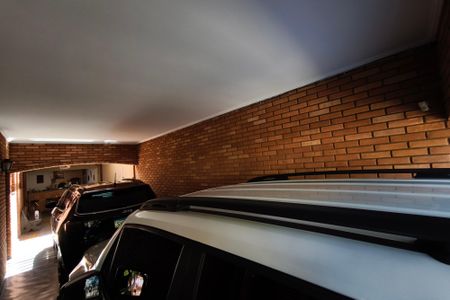 Casa à venda com 366m², 4 quartos e 4 vagasQuintal - Garagem