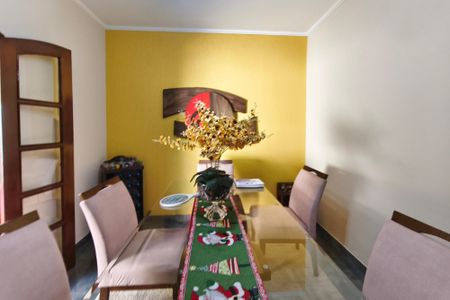 Casa à venda com 366m², 4 quartos e 4 vagasCopa