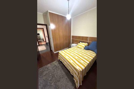 Casa à venda com 366m², 4 quartos e 4 vagas