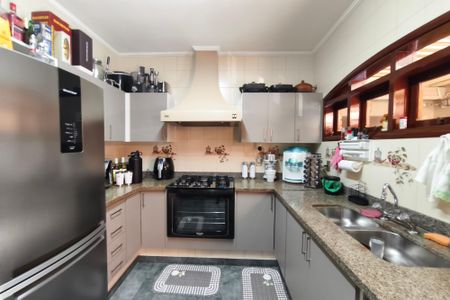 Casa à venda com 366m², 4 quartos e 4 vagasCozinha