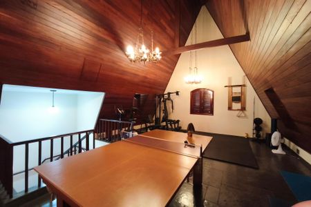 Casa à venda com 366m², 4 quartos e 4 vagasÁrea comum