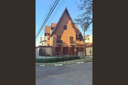 Casa à venda com 366m², 4 quartos e 4 vagas