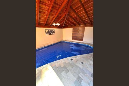 Casa à venda com 366m², 4 quartos e 4 vagas