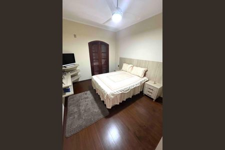 Casa à venda com 366m², 4 quartos e 4 vagas