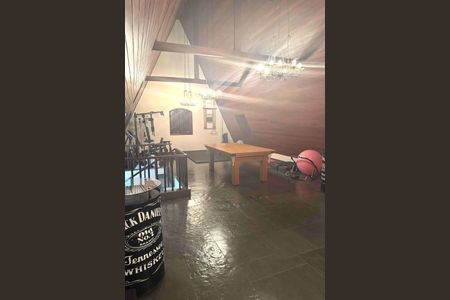 Casa à venda com 366m², 4 quartos e 4 vagas