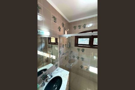 Casa à venda com 366m², 4 quartos e 4 vagas