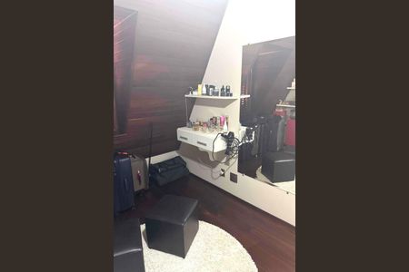 Casa à venda com 366m², 4 quartos e 4 vagas