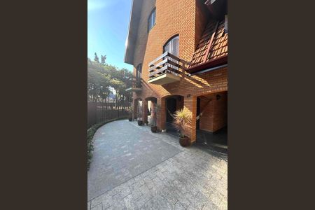 Casa à venda com 366m², 4 quartos e 4 vagas