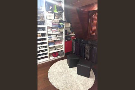 Casa à venda com 366m², 4 quartos e 4 vagas