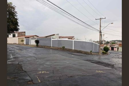 Casa à venda com 172m², 3 quartos e 2 vagas