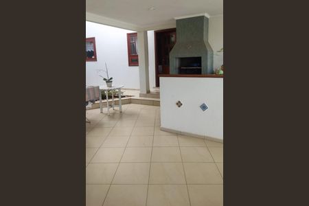 Casa à venda com 500m², 4 quartos e 2 vagas