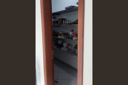 Casa à venda com 500m², 4 quartos e 2 vagas