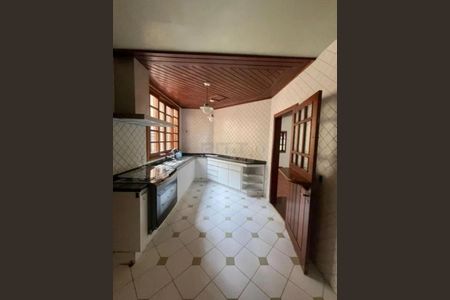 Casa à venda com 3 quartos, 326m² em Bairro das Palmeiras, Campinas