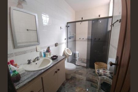 Casa à venda com 4 quartos, 430m² em Vila Brandina, Campinas