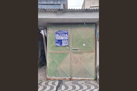 Casa para alugar com 120m², 3 quartos e 1 vaga Casa para alugar com 120m², 3 quartos e 1 vagaFachada