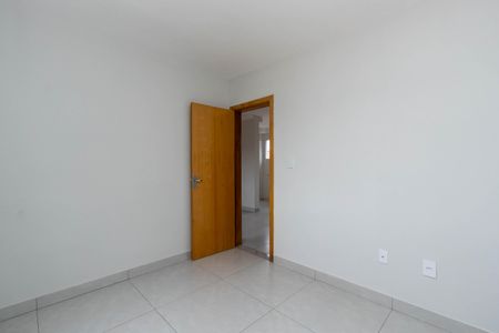 Quarto 1 de apartamento à venda com 2 quartos, 49m² em Santa Monica, Belo Horizonte