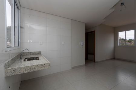 Apartamento à venda com 98m², 2 quartos e 2 vagas Apartamento à venda com 98m², 2 quartos e 2 vagasCozinha