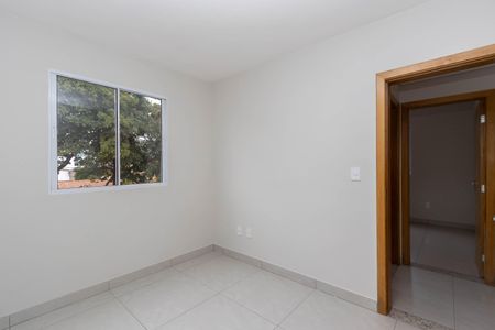 Apartamento à venda com 98m², 2 quartos e 2 vagas Apartamento à venda com 98m², 2 quartos e 2 vagasQuarto 1