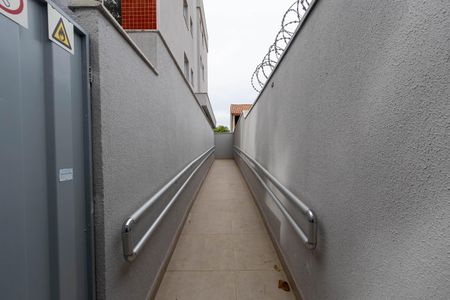 Apartamento à venda com 98m², 2 quartos e 2 vagas Apartamento à venda com 98m², 2 quartos e 2 vagasHall de entrada