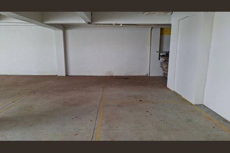 Apartamento à venda com 132m², 2 quartos e 1 vaga Apartamento à venda com 132m², 2 quartos e 1 vagaGaragem