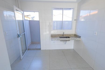 Cozinha de apartamento à venda com 2 quartos, 132m² em Santa Monica, Belo Horizonte